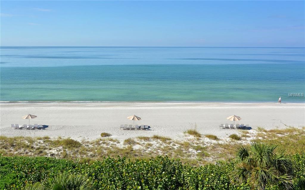 1045 GULF OF MEXICO DRIVE, LONGBOAT KEY, Florida 34228, 2 Bedrooms Bedrooms, 6 Rooms Rooms,2 BathroomsBathrooms,Residential,For sale,GULF OF MEXICO,A4203843