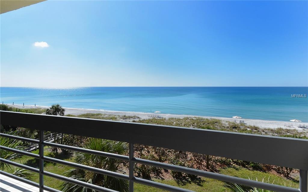 1045 GULF OF MEXICO DRIVE, LONGBOAT KEY, Florida 34228, 2 Bedrooms Bedrooms, 6 Rooms Rooms,2 BathroomsBathrooms,Residential,For sale,GULF OF MEXICO,A4203843