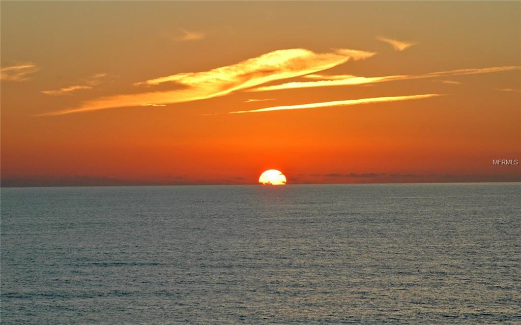 1045 GULF OF MEXICO DRIVE, LONGBOAT KEY, Florida 34228, 2 Bedrooms Bedrooms, 6 Rooms Rooms,2 BathroomsBathrooms,Residential,For sale,GULF OF MEXICO,A4203843