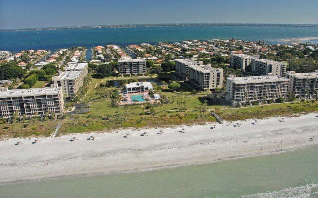 1045 GULF OF MEXICO DRIVE, LONGBOAT KEY, Florida 34228, 2 Bedrooms Bedrooms, 6 Rooms Rooms,2 BathroomsBathrooms,Residential,For sale,GULF OF MEXICO,A4203843