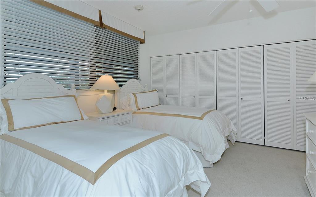 1045 GULF OF MEXICO DRIVE, LONGBOAT KEY, Florida 34228, 2 Bedrooms Bedrooms, 6 Rooms Rooms,2 BathroomsBathrooms,Residential,For sale,GULF OF MEXICO,A4203843