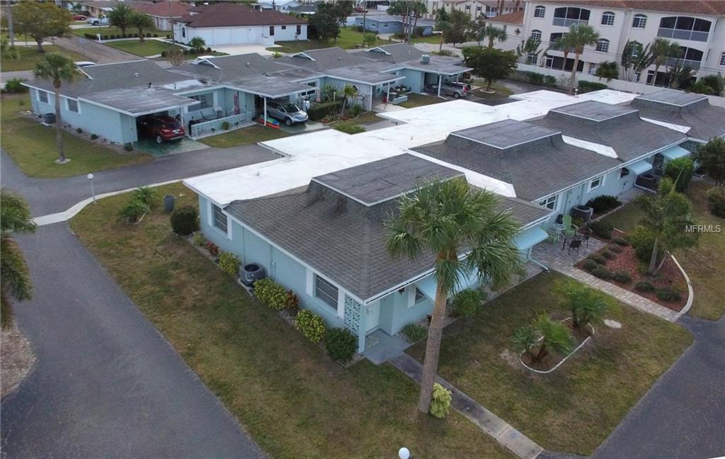 1022 BEACH MANOR CENTER, VENICE, Florida 34285, 2 Bedrooms Bedrooms, 5 Rooms Rooms,1 BathroomBathrooms,Residential,For sale,BEACH MANOR,N5916220