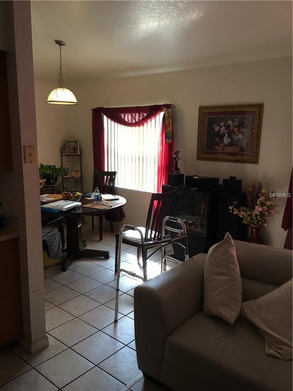 2049 N GRANDVIEW STREET, MOUNT DORA, Florida 32757, 3 Bedrooms Bedrooms, 5 Rooms Rooms,2 BathroomsBathrooms,Residential,For sale,GRANDVIEW,O5560293