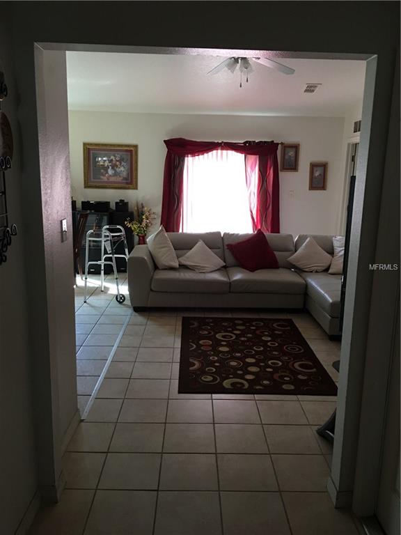 2049 N GRANDVIEW STREET, MOUNT DORA, Florida 32757, 3 Bedrooms Bedrooms, 5 Rooms Rooms,2 BathroomsBathrooms,Residential,For sale,GRANDVIEW,O5560293