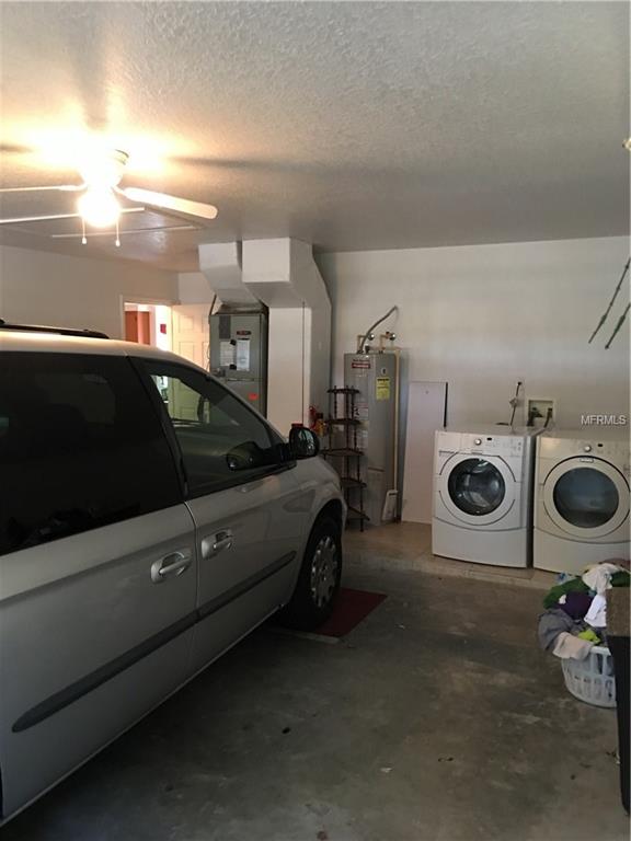 2049 N GRANDVIEW STREET, MOUNT DORA, Florida 32757, 3 Bedrooms Bedrooms, 5 Rooms Rooms,2 BathroomsBathrooms,Residential,For sale,GRANDVIEW,O5560293