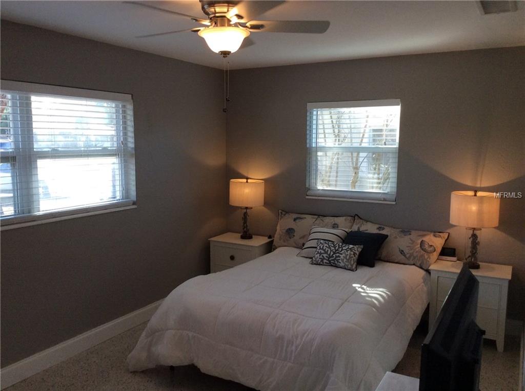 11715 81ST AVENUE N, SEMINOLE, Florida 33772, 2 Bedrooms Bedrooms, 6 Rooms Rooms,1 BathroomBathrooms,Residential,For sale,81ST,U7846833