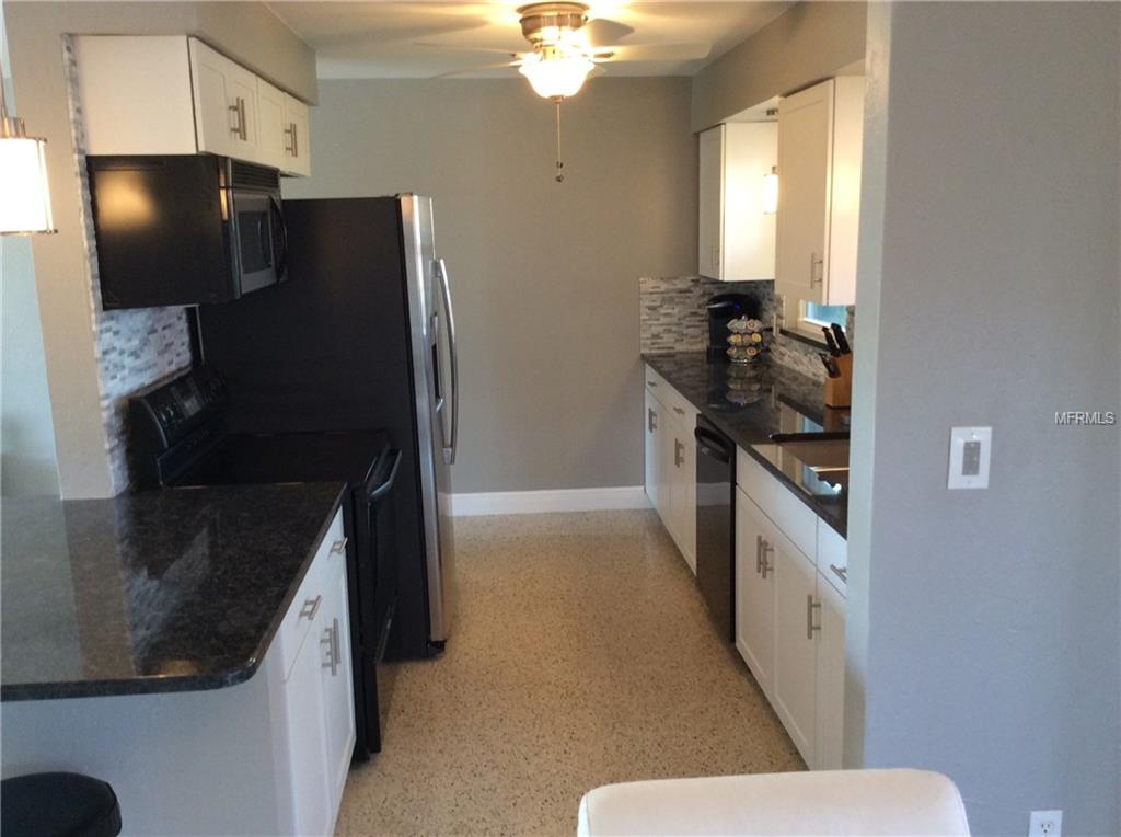 11715 81ST AVENUE N, SEMINOLE, Florida 33772, 2 Bedrooms Bedrooms, 6 Rooms Rooms,1 BathroomBathrooms,Residential,For sale,81ST,U7846833