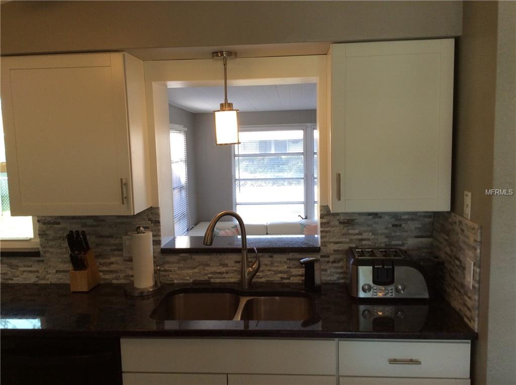 11715 81ST AVENUE N, SEMINOLE, Florida 33772, 2 Bedrooms Bedrooms, 6 Rooms Rooms,1 BathroomBathrooms,Residential,For sale,81ST,U7846833