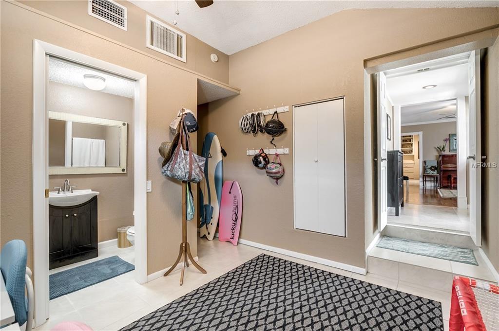 4206 W EMPEDRADO STREET, TAMPA, Florida 33629, 4 Bedrooms Bedrooms, 3 Rooms Rooms,2 BathroomsBathrooms,Residential,For sale,EMPEDRADO,U7847228