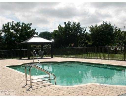 701 S MADISON AVENUE, CLEARWATER, Florida 33756, 2 Bedrooms Bedrooms, 4 Rooms Rooms,2 BathroomsBathrooms,Residential,For sale,MADISON,U7847428