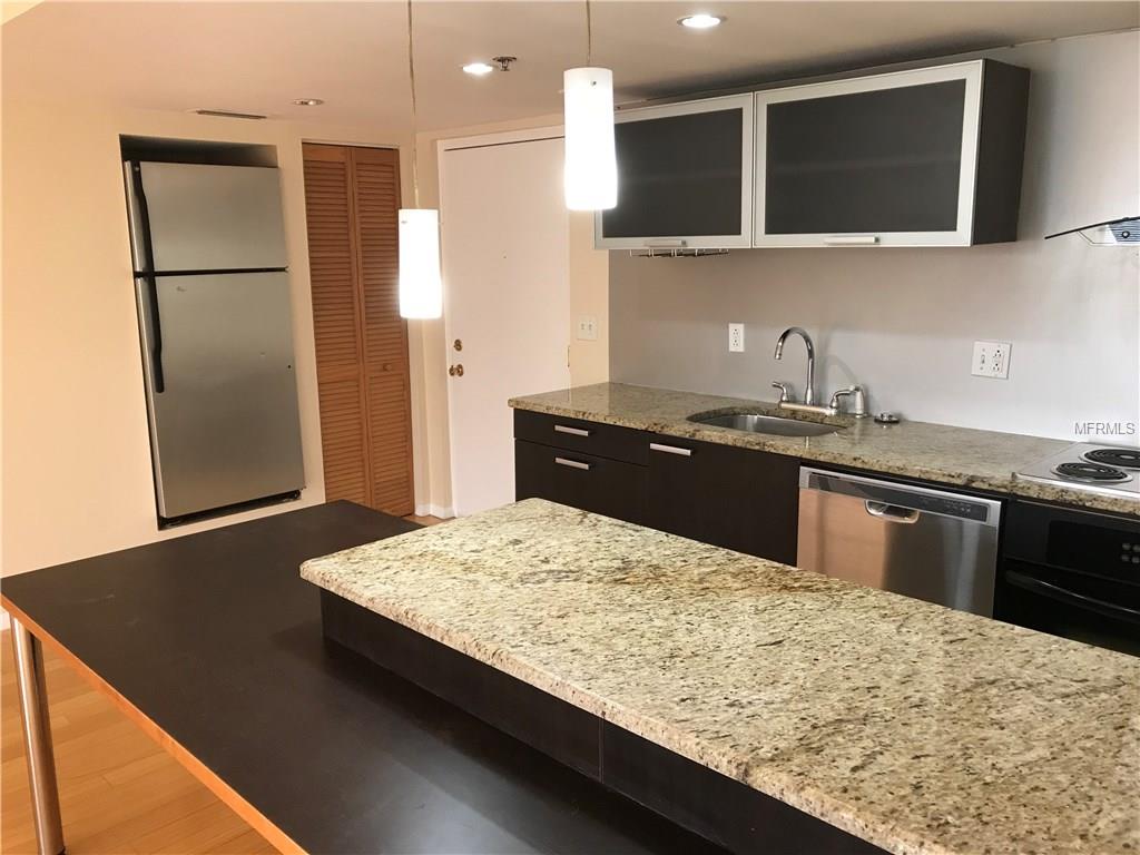 701 S MADISON AVENUE, CLEARWATER, Florida 33756, 2 Bedrooms Bedrooms, 4 Rooms Rooms,2 BathroomsBathrooms,Residential,For sale,MADISON,U7847428