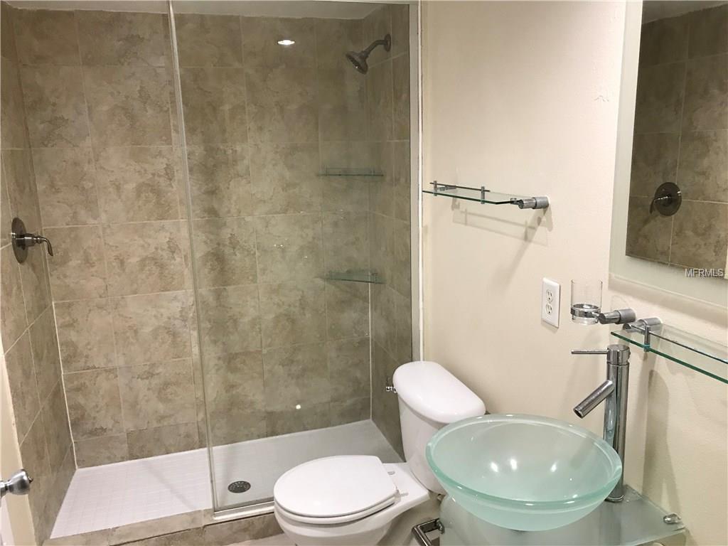 701 S MADISON AVENUE, CLEARWATER, Florida 33756, 2 Bedrooms Bedrooms, 4 Rooms Rooms,2 BathroomsBathrooms,Residential,For sale,MADISON,U7847428