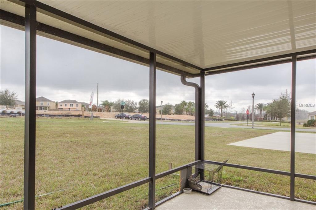 302 RED KITE DRIVE, GROVELAND, Florida 34736, 3 Bedrooms Bedrooms, 8 Rooms Rooms,2 BathroomsBathrooms,Residential,For sale,RED KITE,G4852785