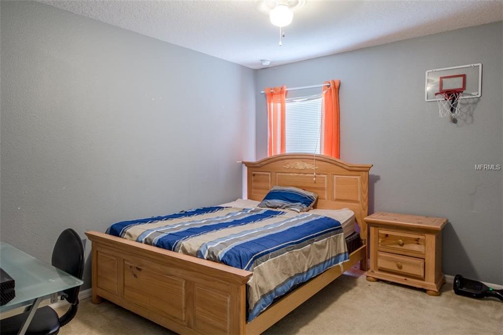 302 RED KITE DRIVE, GROVELAND, Florida 34736, 3 Bedrooms Bedrooms, 8 Rooms Rooms,2 BathroomsBathrooms,Residential,For sale,RED KITE,G4852785