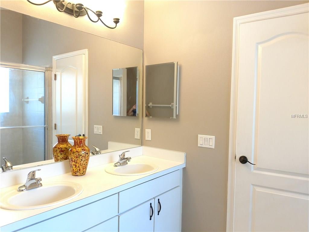 8509 BELLA WAY, TAMPA, Florida 33635, 3 Bedrooms Bedrooms, 6 Rooms Rooms,2 BathroomsBathrooms,Residential,For sale,BELLA,T2910538