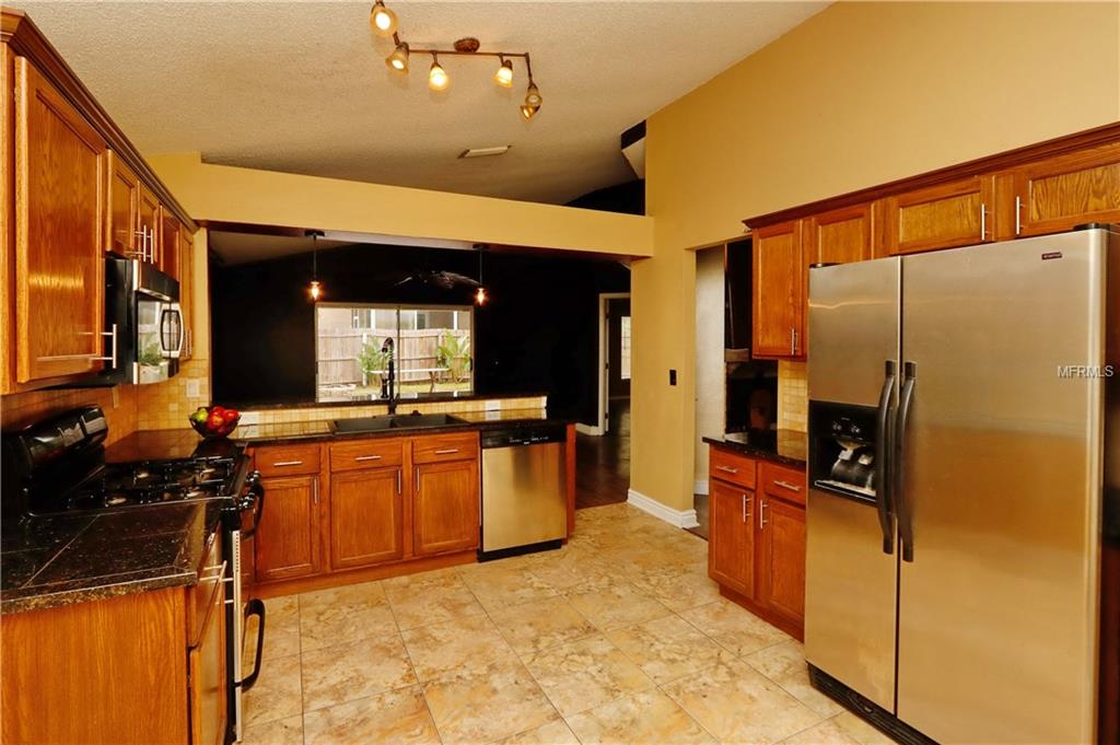 8509 BELLA WAY, TAMPA, Florida 33635, 3 Bedrooms Bedrooms, 6 Rooms Rooms,2 BathroomsBathrooms,Residential,For sale,BELLA,T2910538