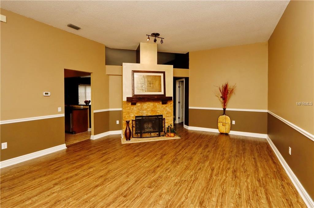 8509 BELLA WAY, TAMPA, Florida 33635, 3 Bedrooms Bedrooms, 6 Rooms Rooms,2 BathroomsBathrooms,Residential,For sale,BELLA,T2910538