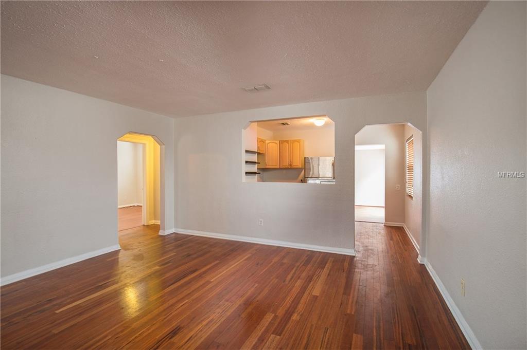 5222 S PURITAN AVENUE, TAMPA, Florida 33611, 3 Bedrooms Bedrooms, 6 Rooms Rooms,2 BathroomsBathrooms,Residential,For sale,PURITAN,T2919567
