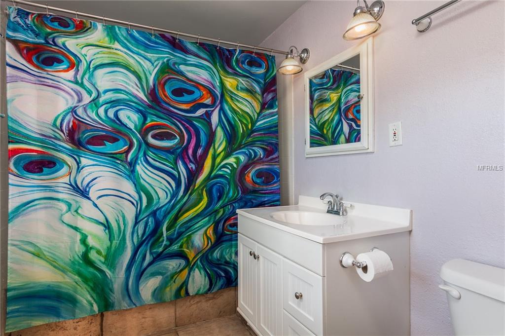 206 16TH AVENUE NE, ST PETERSBURG, Florida 33704, 4 Bedrooms Bedrooms, 3 Rooms Rooms,2 BathroomsBathrooms,Residential,For sale,16TH,U7844976