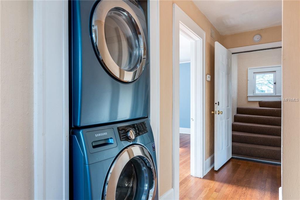 206 16TH AVENUE NE, ST PETERSBURG, Florida 33704, 4 Bedrooms Bedrooms, 3 Rooms Rooms,2 BathroomsBathrooms,Residential,For sale,16TH,U7844976