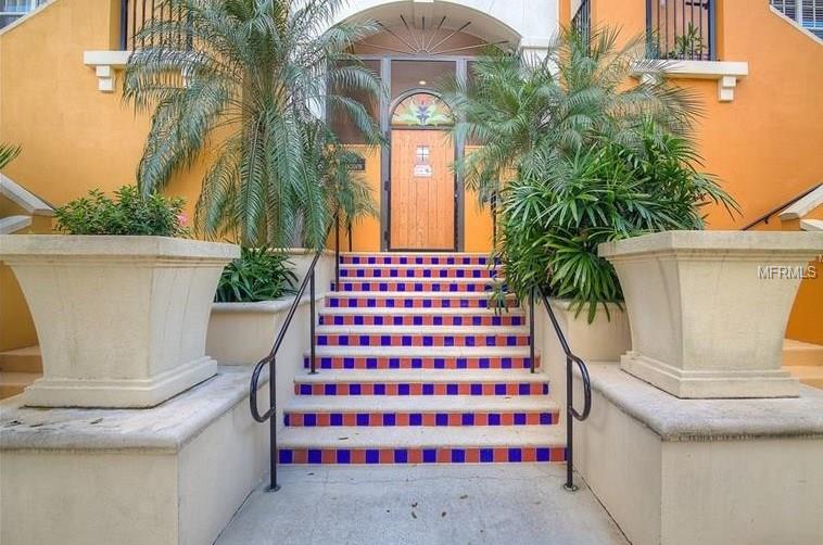 100 4TH AVENUE S, ST PETERSBURG, Florida 33701, 1 Bedroom Bedrooms, 4 Rooms Rooms,1 BathroomBathrooms,Residential,For sale,4TH,U7846286