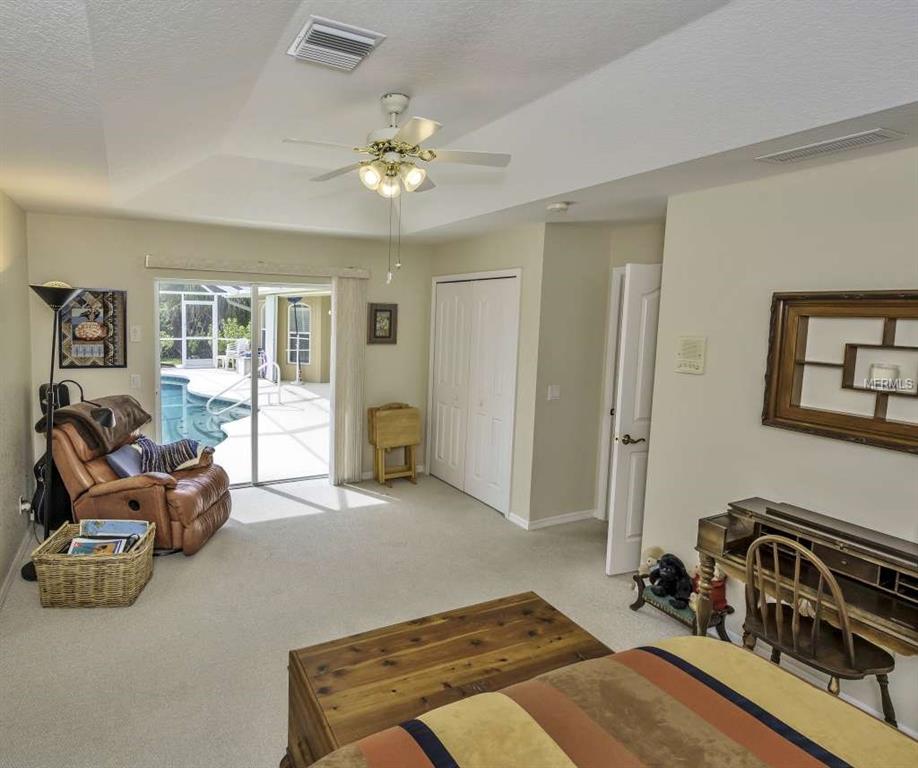 9460 MIGUE CIRCLE, PORT CHARLOTTE, Florida 33981, 3 Bedrooms Bedrooms, 9 Rooms Rooms,2 BathroomsBathrooms,Residential,For sale,MIGUE,D5922896