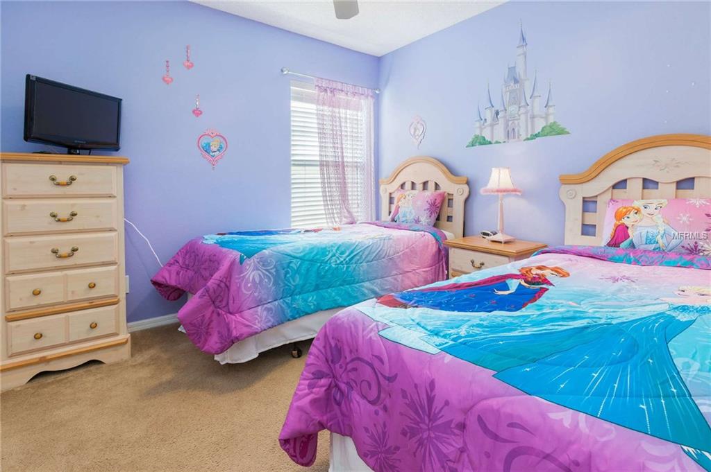 2719 FIESTA KEY DRIVE, KISSIMMEE, Florida 34747, 6 Bedrooms Bedrooms, 11 Rooms Rooms,4 BathroomsBathrooms,Residential,For sale,FIESTA KEY,O5561892