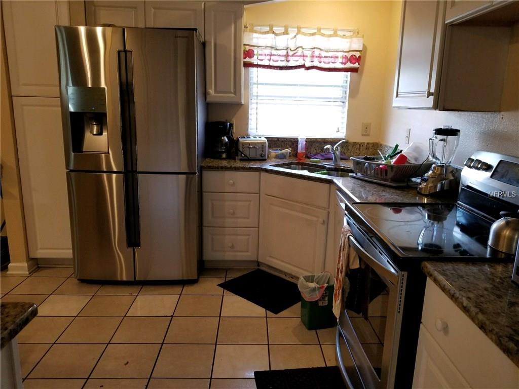 ORLANDO, Florida 32810, 3 Bedrooms Bedrooms, 9 Rooms Rooms,2 BathroomsBathrooms,Residential,For sale,O5562008