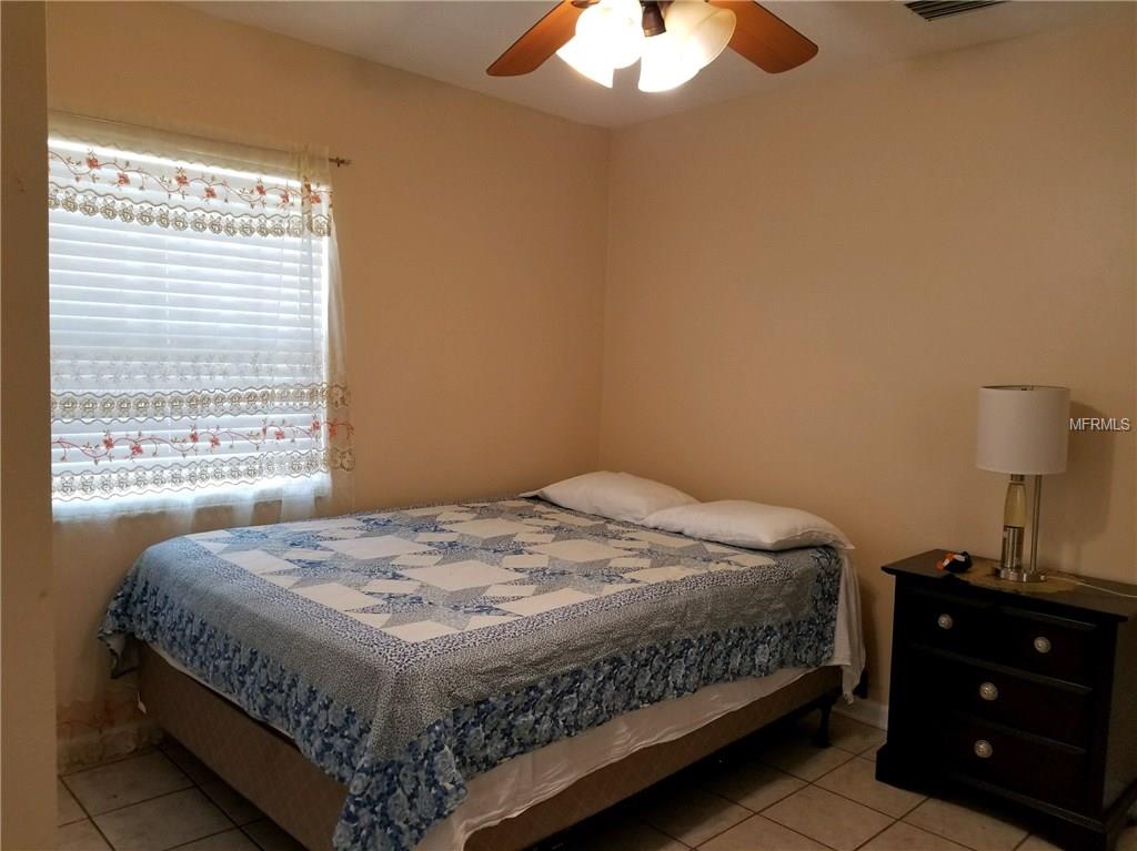ORLANDO, Florida 32810, 3 Bedrooms Bedrooms, 9 Rooms Rooms,2 BathroomsBathrooms,Residential,For sale,O5562008