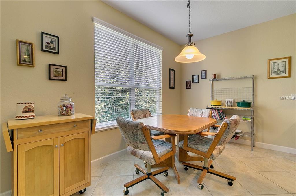 1076 GLENRAVEN LANE, CLERMONT, Florida 34711, 4 Bedrooms Bedrooms, 10 Rooms Rooms,3 BathroomsBathrooms,Residential,For sale,GLENRAVEN,G4844921