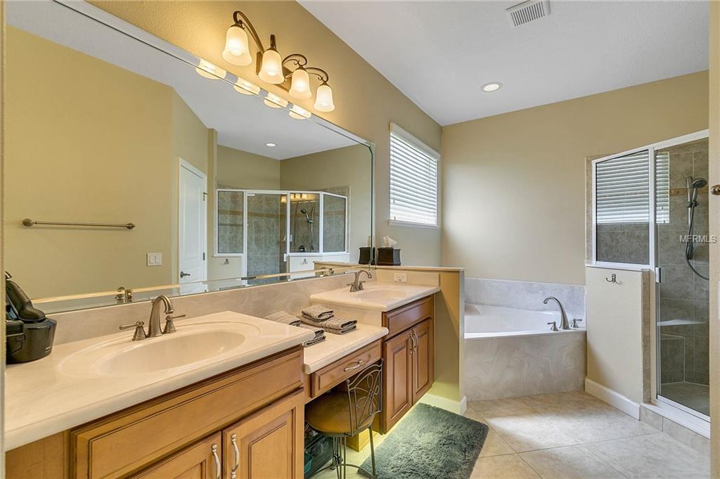 1076 GLENRAVEN LANE, CLERMONT, Florida 34711, 4 Bedrooms Bedrooms, 10 Rooms Rooms,3 BathroomsBathrooms,Residential,For sale,GLENRAVEN,G4844921