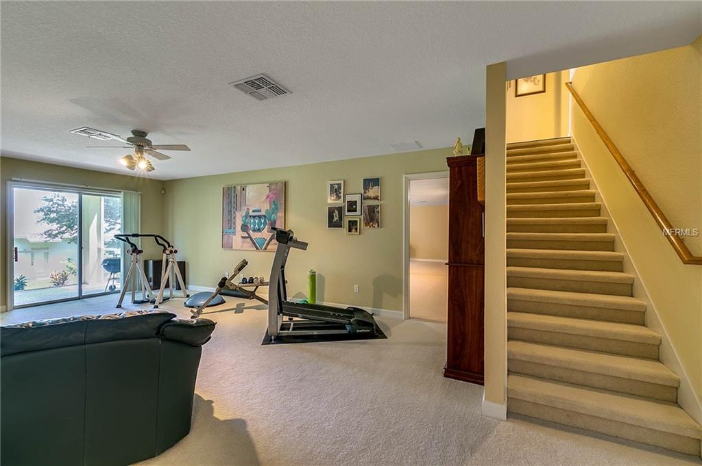 1076 GLENRAVEN LANE, CLERMONT, Florida 34711, 4 Bedrooms Bedrooms, 10 Rooms Rooms,3 BathroomsBathrooms,Residential,For sale,GLENRAVEN,G4844921