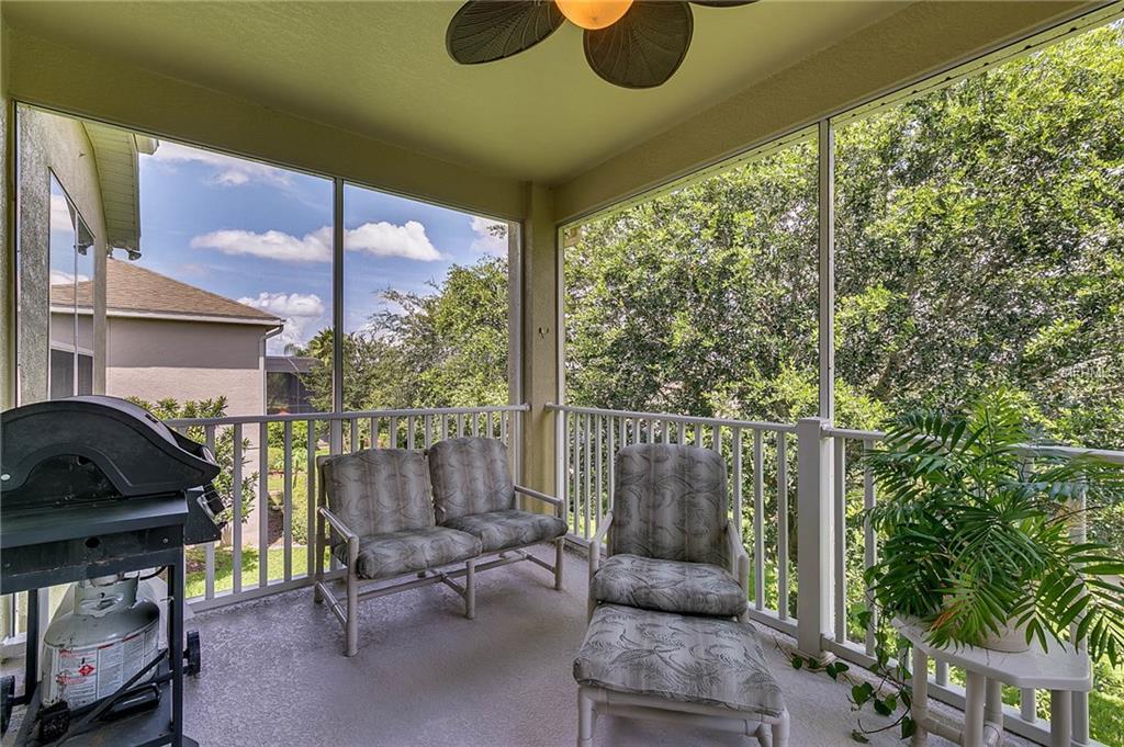 1076 GLENRAVEN LANE, CLERMONT, Florida 34711, 4 Bedrooms Bedrooms, 10 Rooms Rooms,3 BathroomsBathrooms,Residential,For sale,GLENRAVEN,G4844921