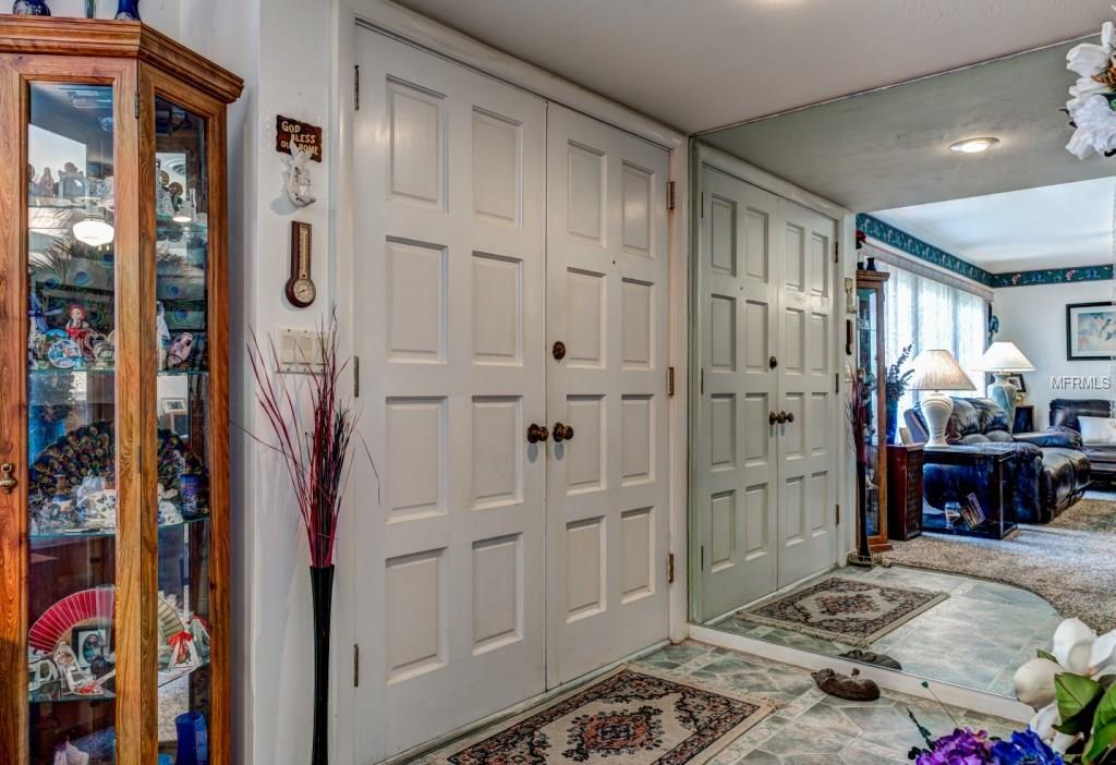 356 SEA GRAPE ROAD, VENICE, Florida 34293, 2 Bedrooms Bedrooms, 9 Rooms Rooms,2 BathroomsBathrooms,Residential,For sale,SEA GRAPE,N5915812