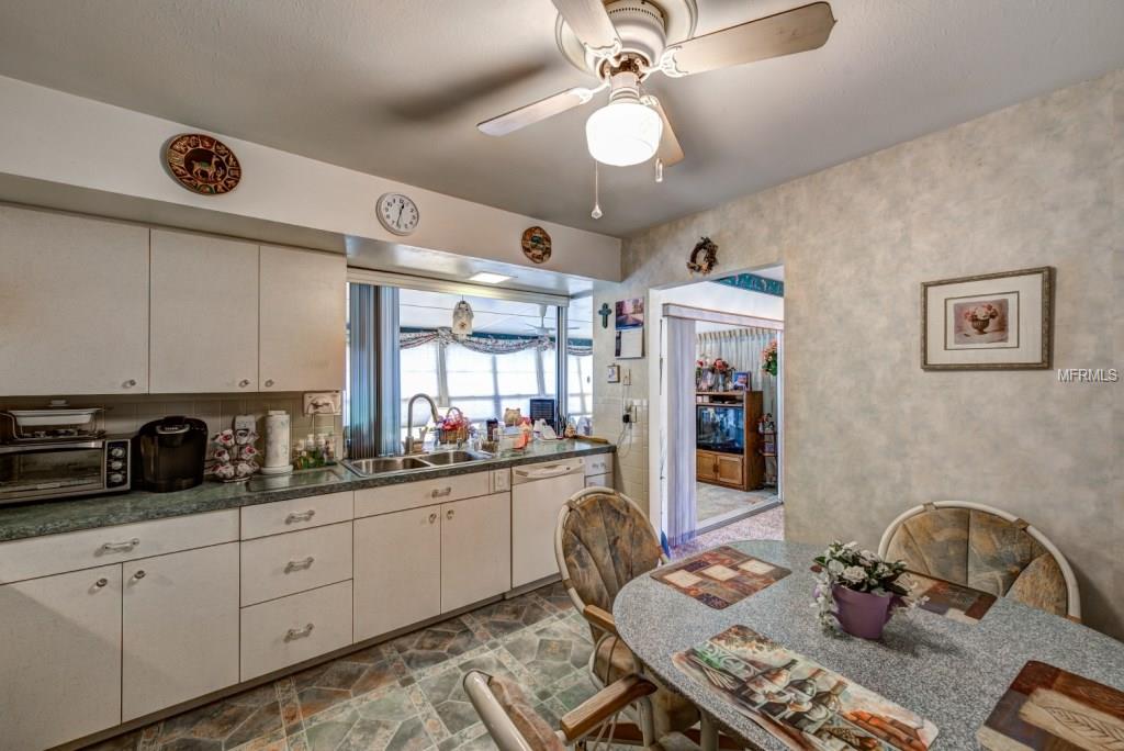 356 SEA GRAPE ROAD, VENICE, Florida 34293, 2 Bedrooms Bedrooms, 9 Rooms Rooms,2 BathroomsBathrooms,Residential,For sale,SEA GRAPE,N5915812