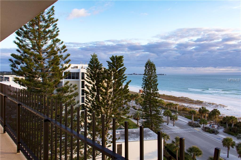 SARASOTA, Florida 34236, 2 Bedrooms Bedrooms, 6 Rooms Rooms,2 BathroomsBathrooms,Residential,For sale,A4208417