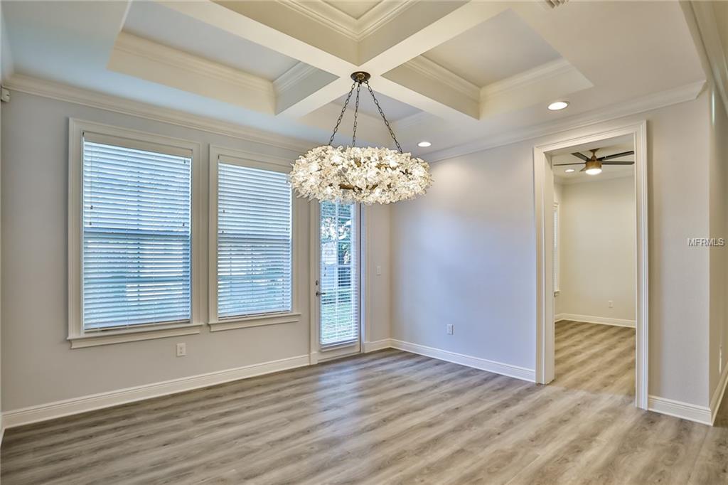 3918 W SEVILLA STREET, TAMPA, Florida 33629, 5 Bedrooms Bedrooms, 9 Rooms Rooms,3 BathroomsBathrooms,Residential,For sale,SEVILLA,T2926381