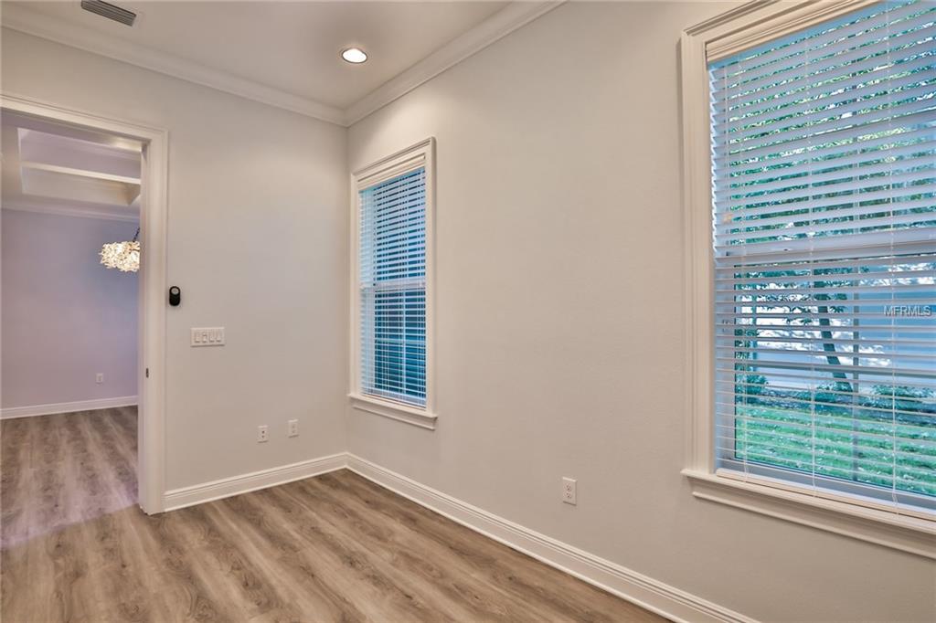 3918 W SEVILLA STREET, TAMPA, Florida 33629, 5 Bedrooms Bedrooms, 9 Rooms Rooms,3 BathroomsBathrooms,Residential,For sale,SEVILLA,T2926381