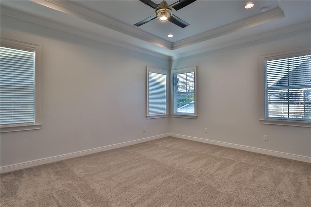 3918 W SEVILLA STREET, TAMPA, Florida 33629, 5 Bedrooms Bedrooms, 9 Rooms Rooms,3 BathroomsBathrooms,Residential,For sale,SEVILLA,T2926381