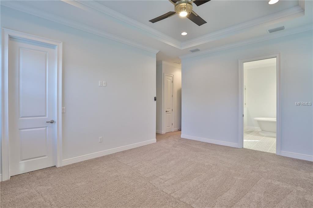 3918 W SEVILLA STREET, TAMPA, Florida 33629, 5 Bedrooms Bedrooms, 9 Rooms Rooms,3 BathroomsBathrooms,Residential,For sale,SEVILLA,T2926381