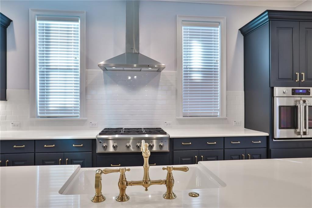 3918 W SEVILLA STREET, TAMPA, Florida 33629, 5 Bedrooms Bedrooms, 9 Rooms Rooms,3 BathroomsBathrooms,Residential,For sale,SEVILLA,T2926381