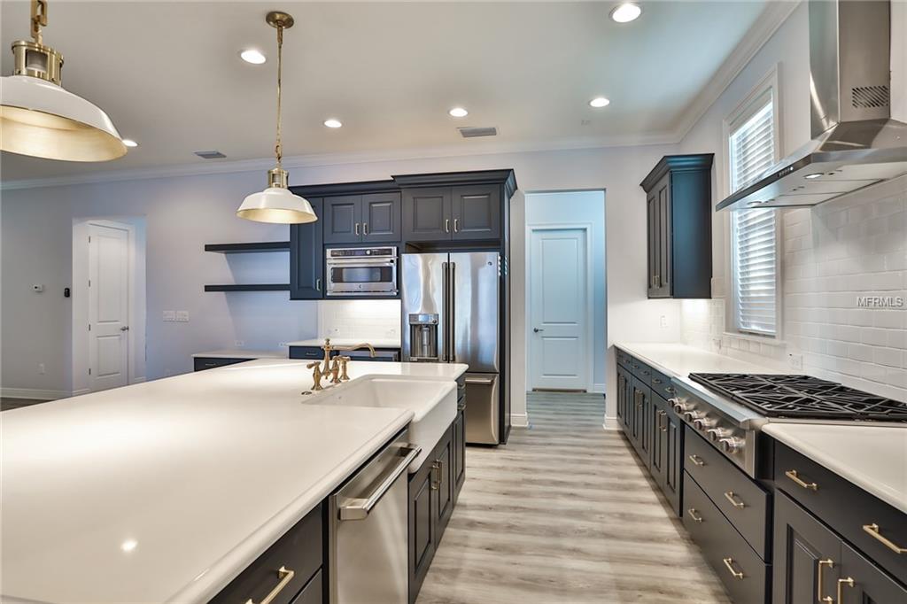 3918 W SEVILLA STREET, TAMPA, Florida 33629, 5 Bedrooms Bedrooms, 9 Rooms Rooms,3 BathroomsBathrooms,Residential,For sale,SEVILLA,T2926381