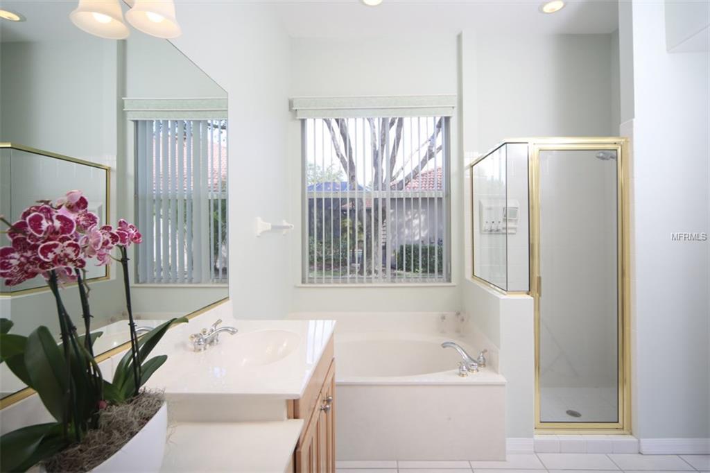 6242 STURBRIDGE COURT, SARASOTA, Florida 34238, 3 Bedrooms Bedrooms, 10 Rooms Rooms,2 BathroomsBathrooms,Residential,For sale,STURBRIDGE,A4209301