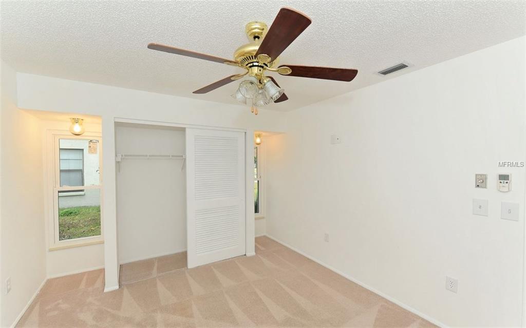 816 ALDERWOOD WAY, SARASOTA, Florida 34243, 4 Bedrooms Bedrooms, 8 Rooms Rooms,2 BathroomsBathrooms,Residential,For sale,ALDERWOOD,A4209709