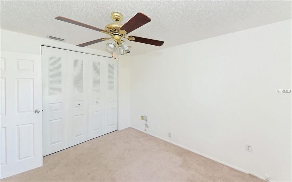 816 ALDERWOOD WAY, SARASOTA, Florida 34243, 4 Bedrooms Bedrooms, 8 Rooms Rooms,2 BathroomsBathrooms,Residential,For sale,ALDERWOOD,A4209709