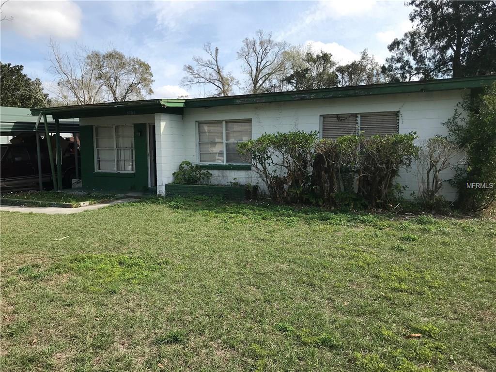8703 N LARKHALL PLACE, TAMPA, Florida 33604, 3 Bedrooms Bedrooms, 3 Rooms Rooms,1 BathroomBathrooms,Residential,For sale,LARKHALL,T2928396