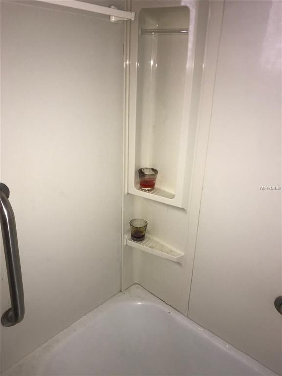 8703 N LARKHALL PLACE, TAMPA, Florida 33604, 3 Bedrooms Bedrooms, 3 Rooms Rooms,1 BathroomBathrooms,Residential,For sale,LARKHALL,T2928396