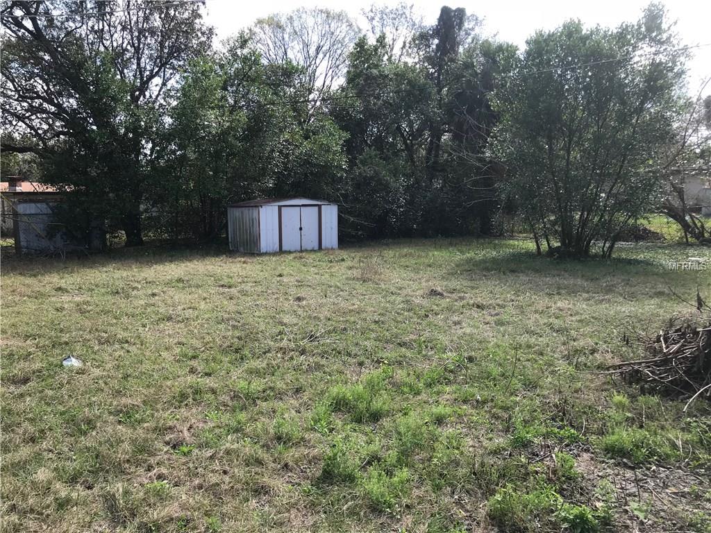 8703 N LARKHALL PLACE, TAMPA, Florida 33604, 3 Bedrooms Bedrooms, 3 Rooms Rooms,1 BathroomBathrooms,Residential,For sale,LARKHALL,T2928396