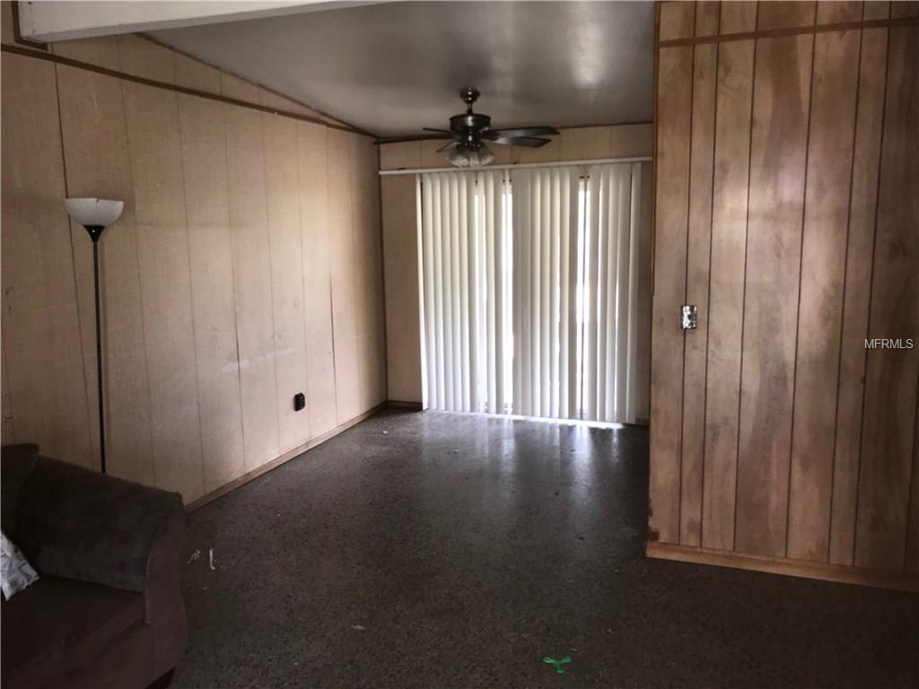 8703 N LARKHALL PLACE, TAMPA, Florida 33604, 3 Bedrooms Bedrooms, 3 Rooms Rooms,1 BathroomBathrooms,Residential,For sale,LARKHALL,T2928396