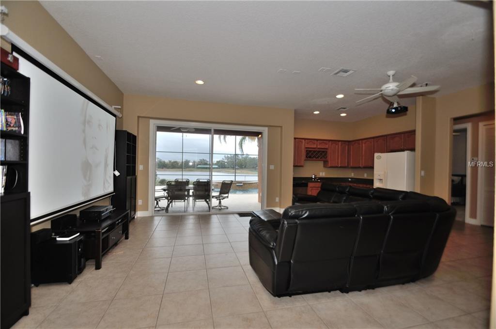 9162 LAKE FISCHER BOULEVARD, GOTHA, Florida 34734, 5 Bedrooms Bedrooms, 10 Rooms Rooms,4 BathroomsBathrooms,Residential,For sale,LAKE FISCHER,O5561893